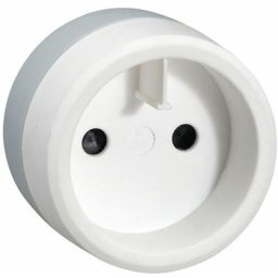 Legrand - Adaptateur - 2P - 16A - 230V pour Fiche France vers us