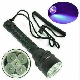 Lampe de Plongée, 5000 Lumen Torche de Plongée Rechargeable Lampe de Poche Plongée 100 Mètres