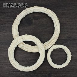 HUADODO-Guirxiété de Fleurs Artificielles en Rotin Cadre de Fleurs vaccées pour la Maison