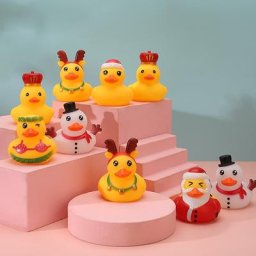 Jouets à eau de Noël pour enfants petites résines jaunes pétrir appelé plusieurs styles