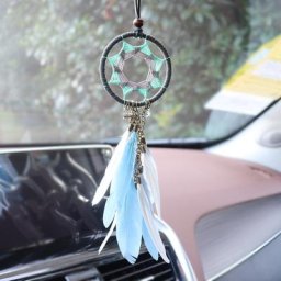 Mini pendentif attrape-rêves fait à la main pour la décoration intérieure ornement de confrontation