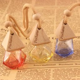 Pendentif de voiture à bord capuchon triangulaire Durable en diamant Durable diffuseur de
