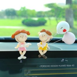 Figurines de décoration de voiture et de couple Figurines de dessin animé ornement de ballon