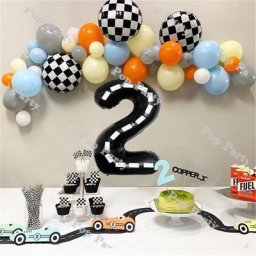 Kit de guirxiété de ballons de voiture de course arc de ballon de 2e anniversaire décor de