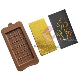 Boîtes d'emballage de chocolat en papier holographique doré écologique déjoué pièce plus lente