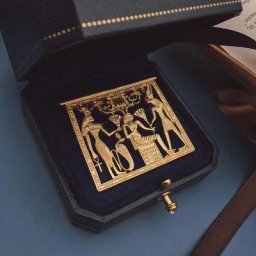Broche de portrait de pharaon égyptien vintage épingle en émail ajourée en métal épinglettes de