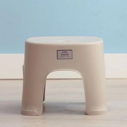 Mini tabouret de cuisine pour hommes 2023