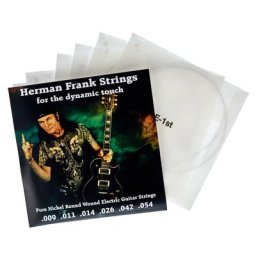 Pyramid Herman Frank Signature 009