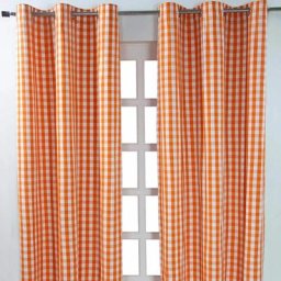 Homescapes - Rideaux œillets à grands carreaux vichy orange, Lot de 2, 137 x 228 cm - Orange