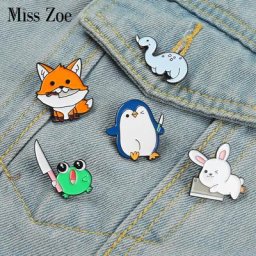 Épingle à revers en émail pour Animal joli Badge personnalisé Badge de dessin animé renard