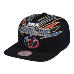 Chicago Bulls Mitchell & Ness Hardwood Classics 97 Champions Stretch Fit Snapback Casquette