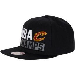 Cleveland Cavaliers NBA Hardwood Classics 2016 Champ Snapback par Mitchell & Ness - Noir - Unisexe