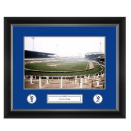 Moments historiques de Chelsea - Impression encadrée Stamford Bridge 1971 - 20 x 16 pouces