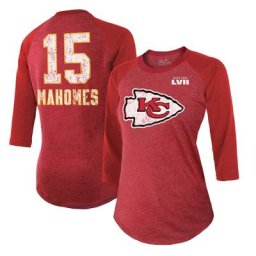 Majestic Threads pour femme Patrick Mahomes Rouge Kansas City Chiefs Super Bowl LVII Nom et numéro Raglan T-shirt à manches 3/4