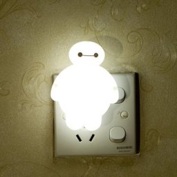 Lampe LED à l'effigie des personnages du dessin animé «Big Hero» de Disney luminaire décoratif