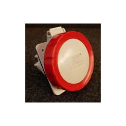 Gewiss - Prise socle encastré 3P+N+T 32A femelle clapet rouge 380-415V 50/60HZ inclinée 10° 6H