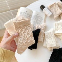Chaussettes coréennes pour femmes nouvelle collection automne hiver chaud élégant motif floral