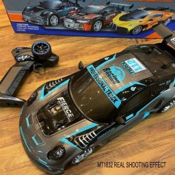 Voiture de course télécommandée 1:14 pour garçons jouet léger et sonore grande vitesse conduite