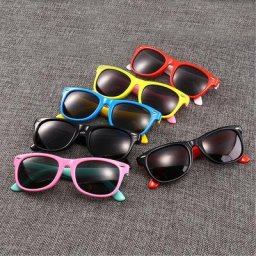 Lunettes de soleil polarisées colorées pour enfants lunettes de soleil flexibles en silicone pour