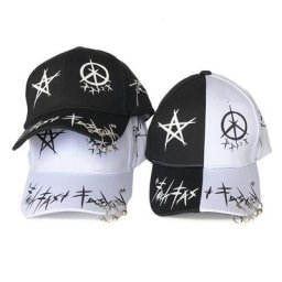 Casquette de Baseball Graffiti Noir et Blanc Bloquant les Documents Personnalité Anneau de Fer