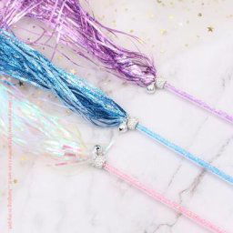 Jouet pour chat Beau multicolore Papier grinçant Plume Main Pole Jouet Pet Cat Catcher Durable Main