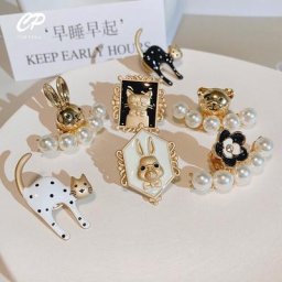 Broche de dessin animé perle badge de personnalité épingle haut de gamme accessoires de