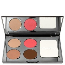 CHADO - Monts&Merveilles - Poudre peaux moyennes à foncées Palette de maquillage multifonctions (rechargeable) Monts&Merveilles - Poudre - peaux moyennes à foncées 18 g