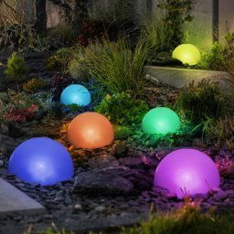 Lampe solaire boule changeante de couleur lampe de prise extérieure hémisphère décoration de jardin