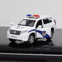 Voiture de Police Toyota Prado RAV4 Camry Hailax modèle de voiture jouet de sécurité publique