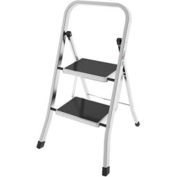 Tabouret mode'le factotum 2 marches en aluminium avec plateformes et pieds antide'rapants cm.50 x