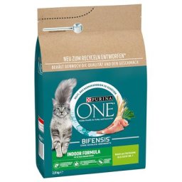 Lot de croquettes PURINA ONE pour chat - Indoor Formula (3 x 2,8 kg)