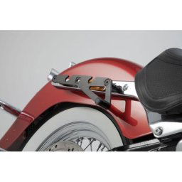 SW-Motech Harley-Davidson Softail Deluxe (17-). Pour LH1. - Harley-Davidson Softail Deluxe (17-). Pour LH1.