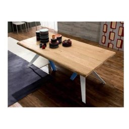 TRIO Table repas en chêne naturel, piétement en bois blanc et bleu