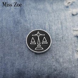 Vebra-Broches rondes noires personnalisées épingles en émail badges de revers en métal simples