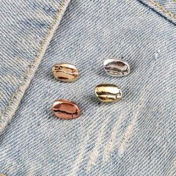 Mini broches en métal en forme de grains de café pour hommes et femmes 4 couleurs badges pour