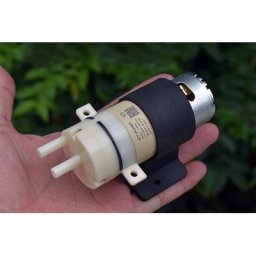 Micro pompe à eau de moteur de R40-545 pompe à membrane de CC 24V pompe auto-amorçante pour