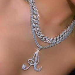 Luxe Shine A-Z Cursive Initial Lettres Nom Pendentif Collier pour les femmes Iced Out Cubique
