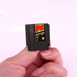 Broche en émail de jeu vintage épingles d'époque rétro cool vêtements sac à dos badges de