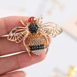 Broche rétro abeille en strass broche insecte en métal bijoux pour femmes mignon petite guêpe