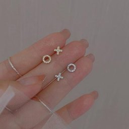 Petites boucles d'oreilles pavées brillantes pour femmes bijoux de tempérament coréen cadeaux de