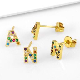 Petites boucles d'oreilles initiales pour femmes et filles cristal arc-en-ciel alphabet mode