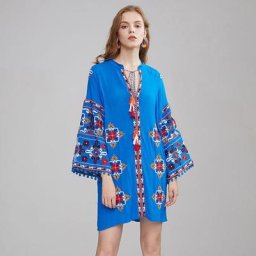 Robe de plage de vacances à col en V robe courte style national couleur rétro littérature