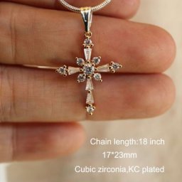 Collier avec pendentif croix en cristal pour femmes chaîne de clavicule en argent plaqué exquis