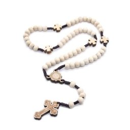 Collier chapelet catholique avec croix de perles en bois blanc bijoux religieux prière du Christ