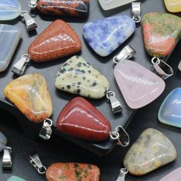 Pendentif trapézoïdal en pierre naturelle Sodalite pierre de cygne doré Agate pour la