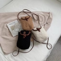 Mini sac à bandoulière en fausse fourrure pour femme bouton en corne moelleux solide
