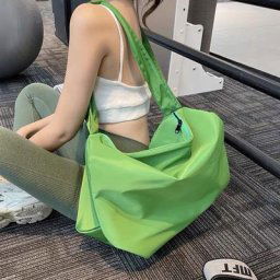 Sac de fitness décontracté en nylon coréen pour femme fermeture éclair solide doux initié à la