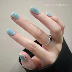 Ensemble de faux ongles pour femmes et filles 24 pièces dégradé de couleur bleu ciel couverture