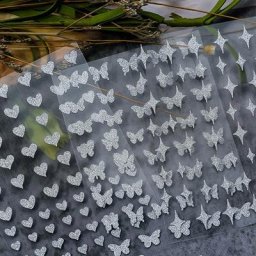 Autocollants 3D pour ongles pour Nail Art en forme de cœur papillon décoration