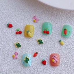 Breloques 3D pour Nail Art Décalcomanies Mignonnes Forestière Aucun Ananas Cheval